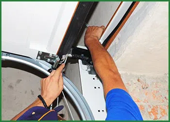 Quality Garage Door Doraville, GA 770-818-6534 - garagedoor-spring-repair-t-21-gr-39m